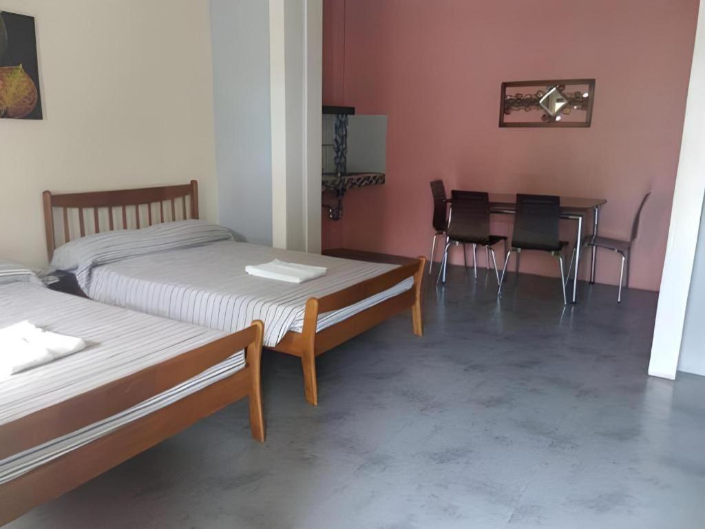 Quezon Premier Hotel Лусена Экстерьер фото